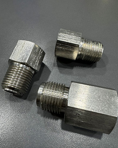 Female X Male Plug (NPT X BSP)