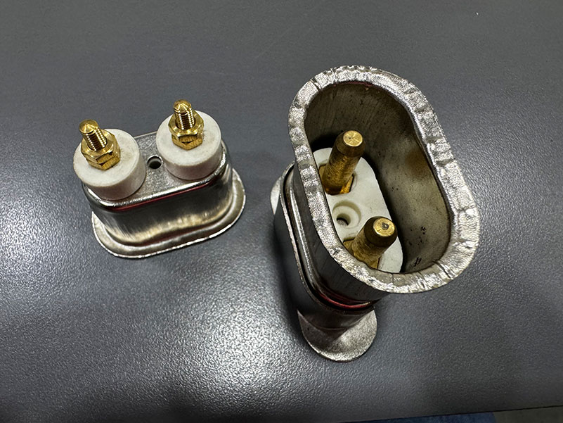 Kettle Plug Shroud With Pin